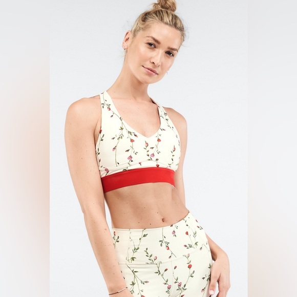 Fabletics All Day Every Day Bra - Picture 9 of 9